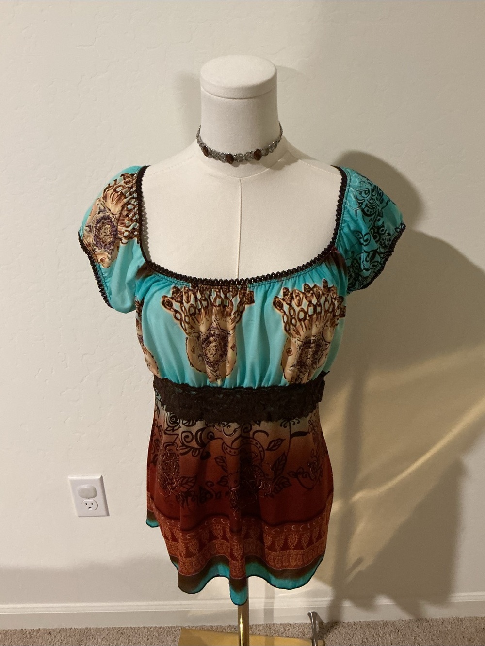 Y2K Agenda multicoloured top with brown lace trim